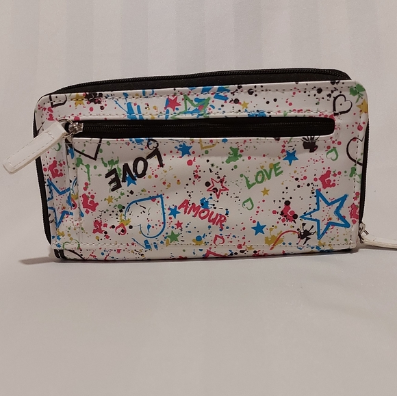 LOVE AMOUR WALLET IN NWOT CONDITION - Picture 2 of 3